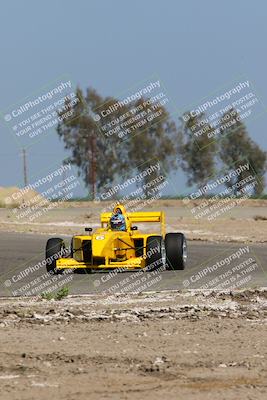 media/May-01-2022-CalClub SCCA (Sun) [[03a481c204]]/Group 6/Qualifying (I5)/